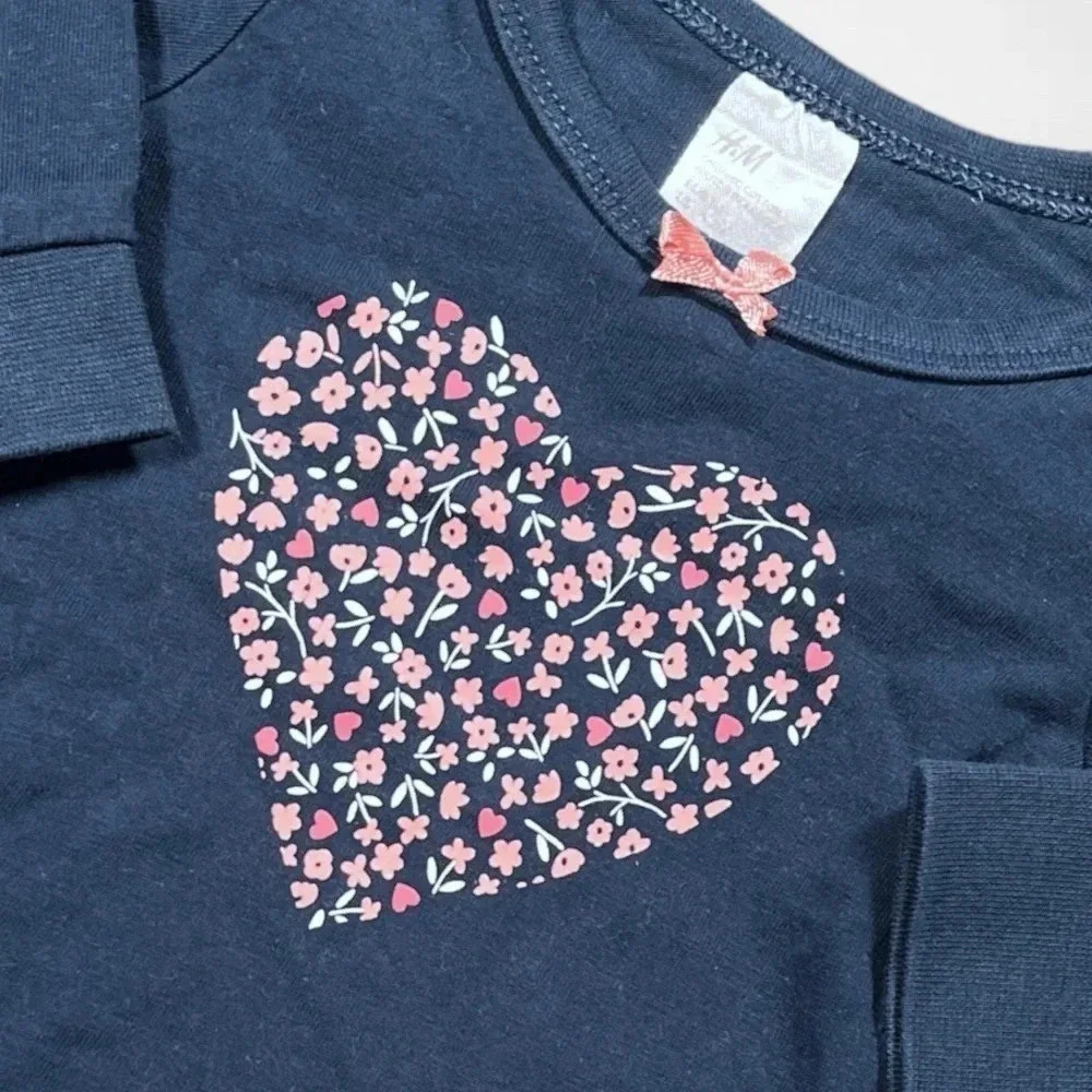 4/$20 H&M Navy Blue Heart Print Shirt - Picture 2 of 4